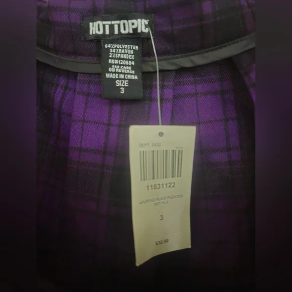 Hot Topic 3X Purple Plaid Pleated Skirt With Chains - Picture 3 of 4